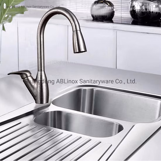 Cupc Stainless Steel Single Handle Hot and Sedal Cartridge Cold Pull out Kitchen Faucet